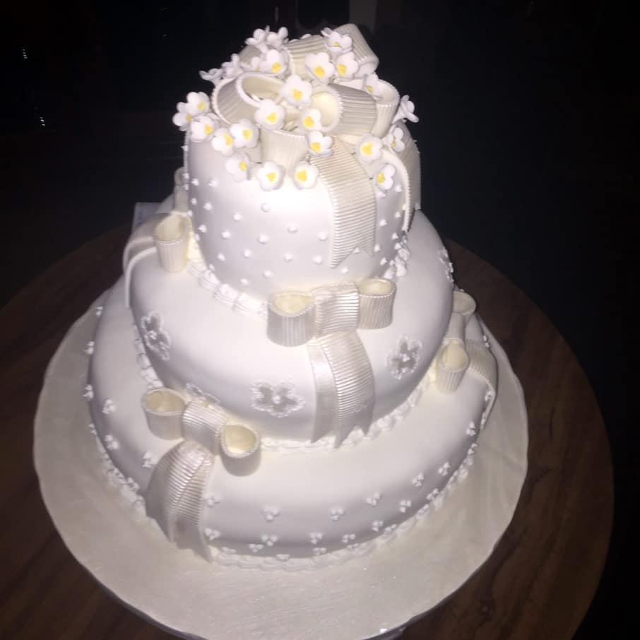 Bolo de Casamento Decorado - 18