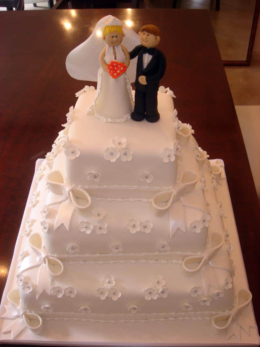 Bolo de Casamento Decorado - 24