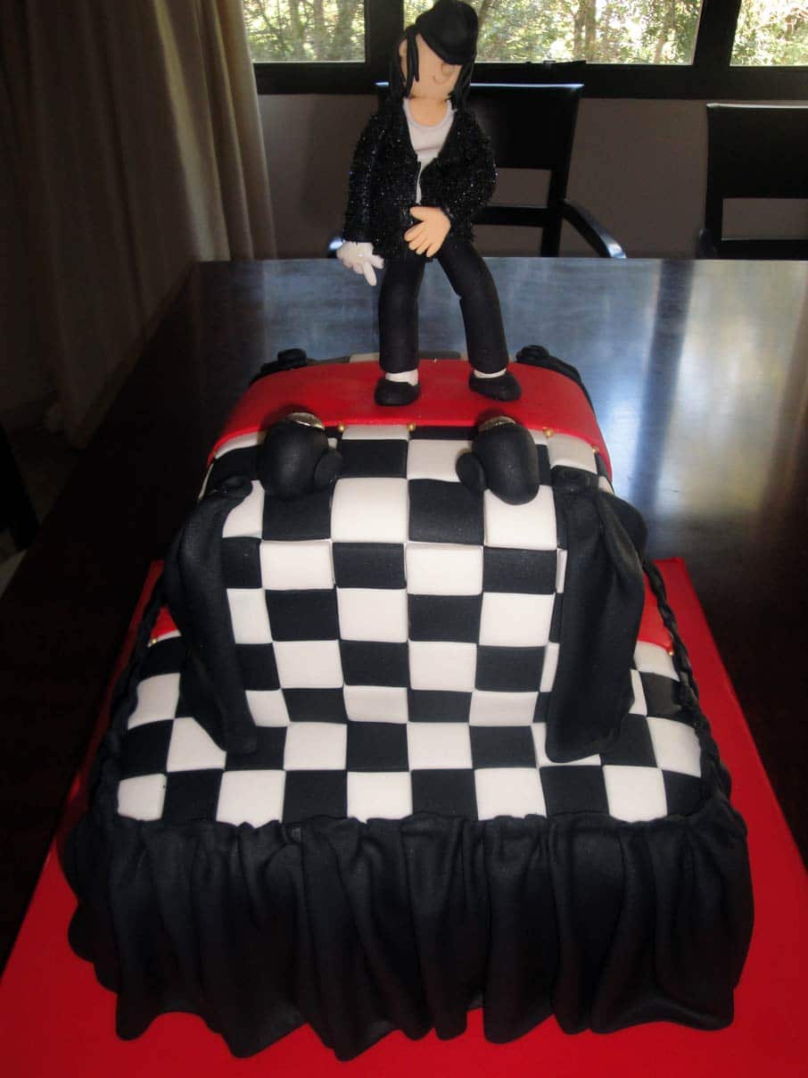 Bolo Infantil Personalizado - 36