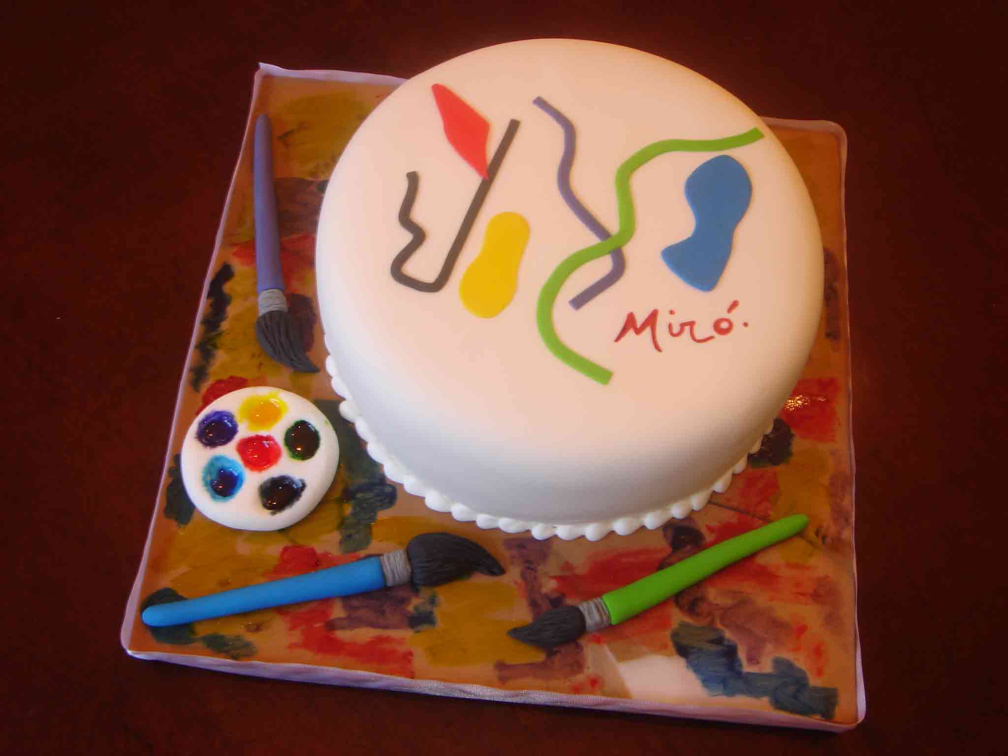 Bolo de Aniversário para Adulto - Cake Designer - Decorados